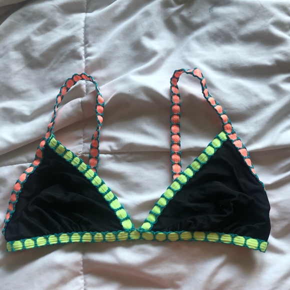 Crotchet Black Bikini Top - Picture 1 of 1